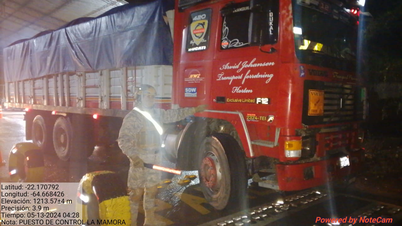 Comisan prendas de vestir de contrabando valuadas en más de Bs 106.000 en Tarija