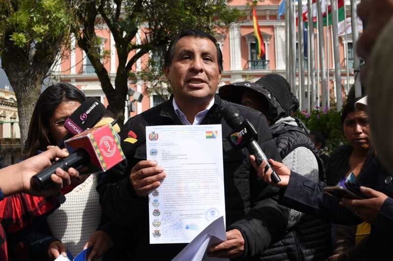 Gremiales califican de “irresponsables” a dirigentes que convocan a movilizaciones, rechazan cualquier medida que afecte a la economía 