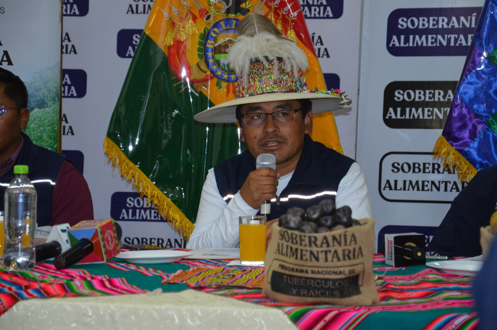 Entregan fertilizantes valuados en Bs 6,2 millones para mejorar la producción de papa en Potosí