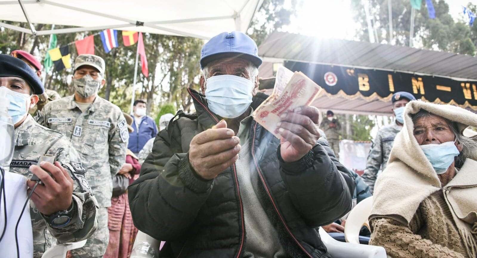 Militares empezarán a pagar este viernes la Renta Dignidad en poblaciones rurales alejadas