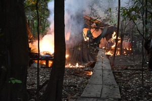 En Villa Tunari destruyen un megalaboratorio de droga y 3 pistas clandestinas