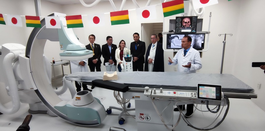 Japón entrega un Tomógrafo y un Angiógrafo al Instituto Nacional del Tórax en La Paz