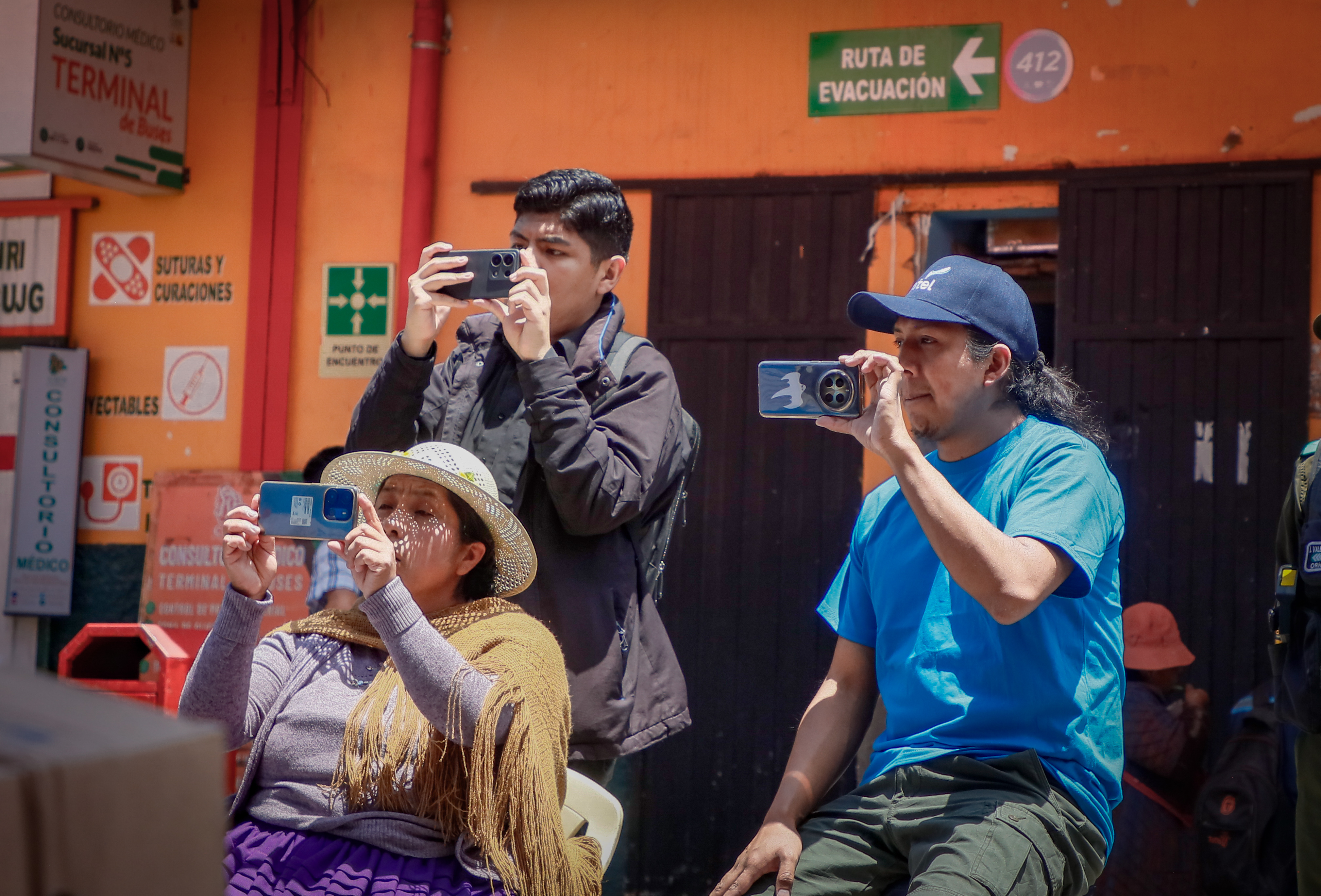 Entel Express se instala en la Terminal de Buses de La Paz con atención de 07h00 a 23h00 de lunes a domingo