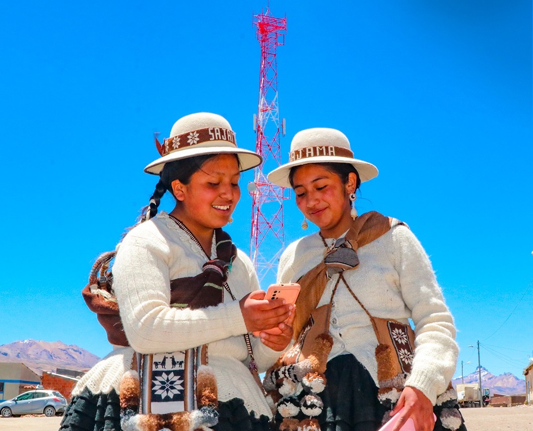 Telecomunicaciones en el país se fortalecen con 517 radios bases cuya inversión alcanza a Bs 1.346 millones