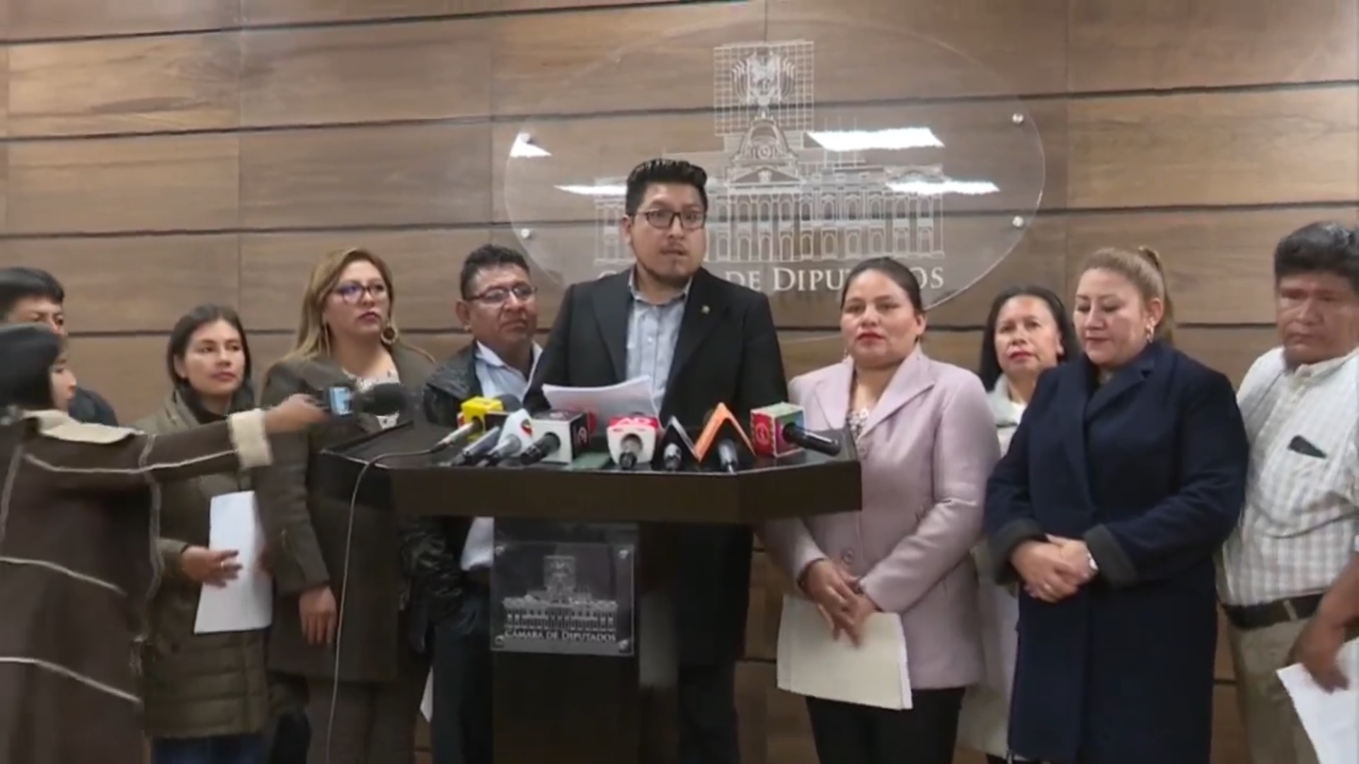 Presidente de Diputados advierte que Rodríguez se equivocó al promulgar leyes aprobadas en sesión anulada