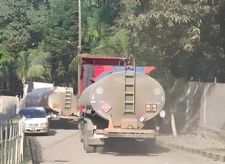 Incautan en Caranavi dos cisternas por desvío de 46.000 litros de diésel valuado en más de Bs 171.000