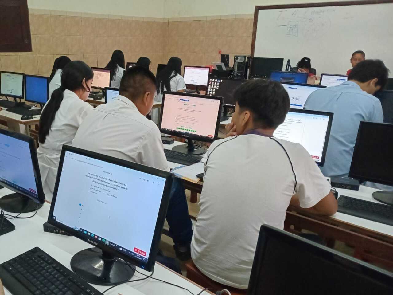 Educación dispone tolerancia para estudiantes y docentes por paro de transporte en Santa Cruz