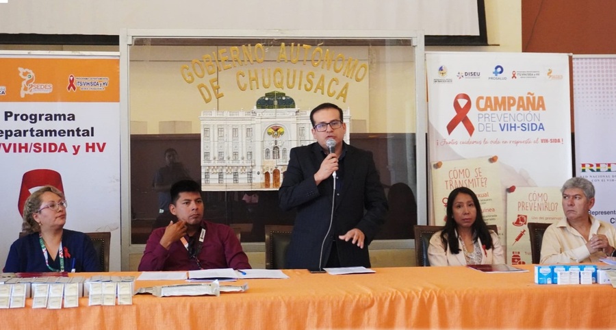 Conmemorarán lucha contra el VIH/Sida con un conversatorio y una maratón en Sucre