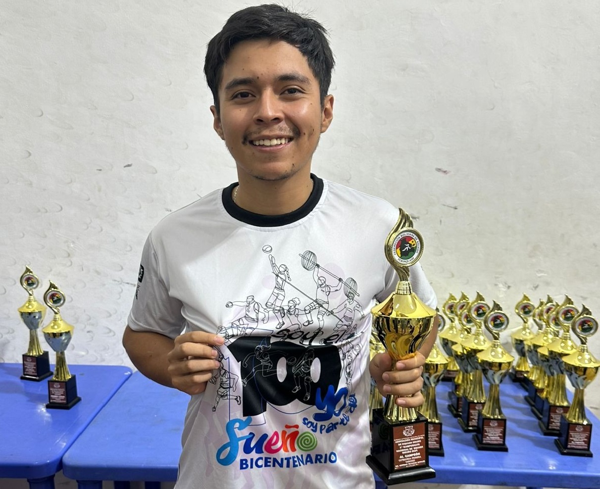 Gabriel Torrez clasifica al Sudamericano de Brasilia 2025 y al Panamericano de Squash 57