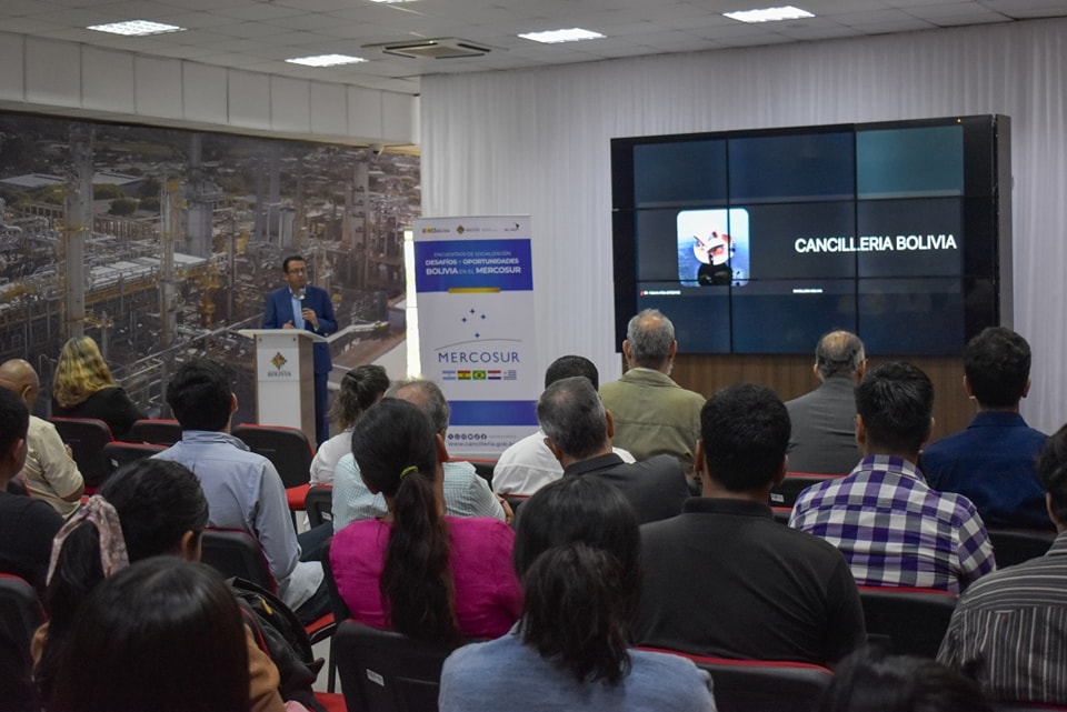 Bolivia fortalece su integración económica al Mercosur con encuentros de socialización en Santa Cruz