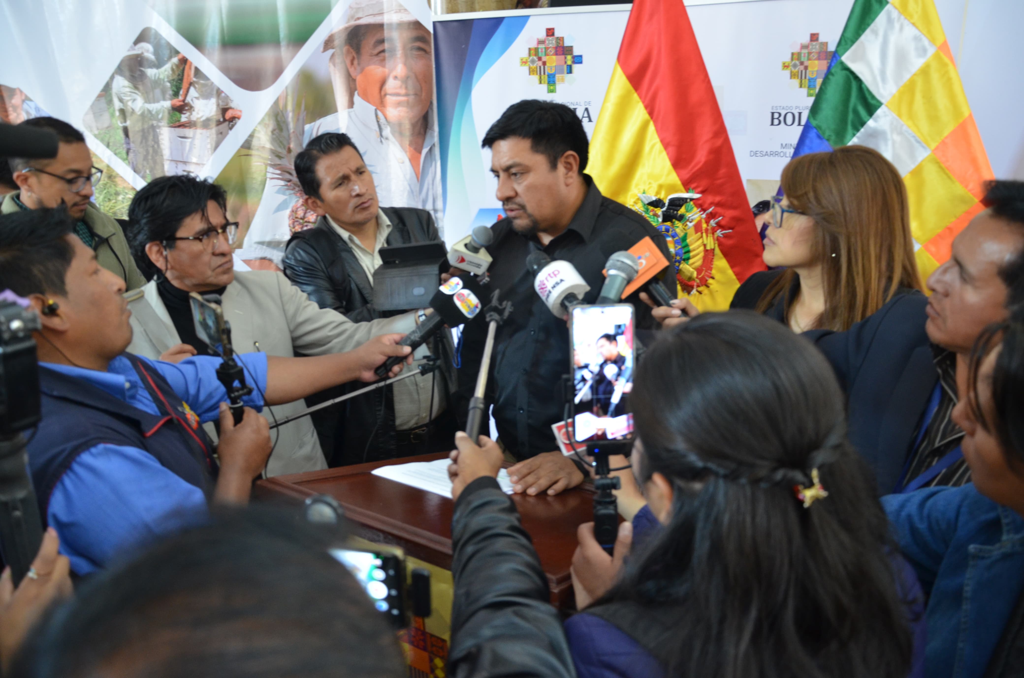 Gobierno ejecuta planes de acción inmediata contra la sequía con más de Bs 125 millones de inversión 