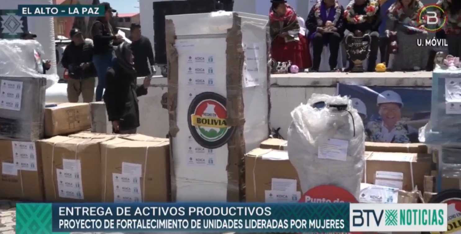 Emprendedoras de El Alto se benefician con equipos y máquinas para mejorar su producción