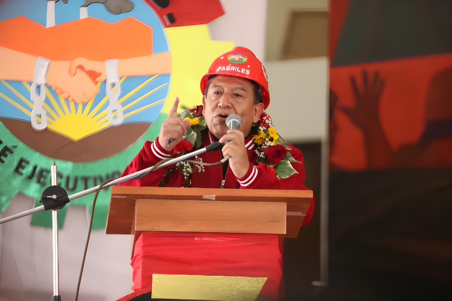 Choquehuanca llama a cuidar la democracia y advierte que en “todo extremo” radica el culto al liderazgo