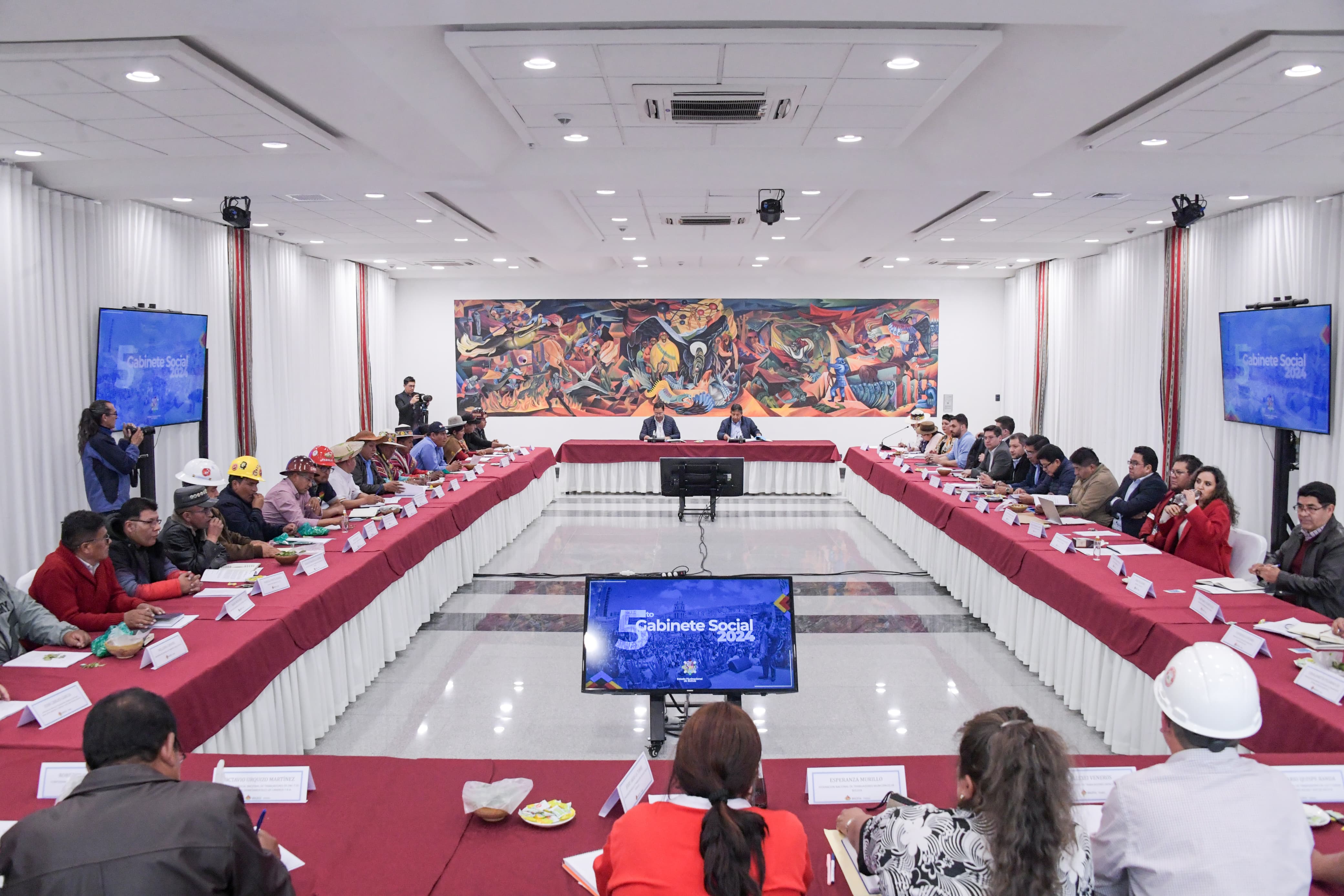 Arce trata en Gabinete Social la especulación de los alimentos e incendios forestales