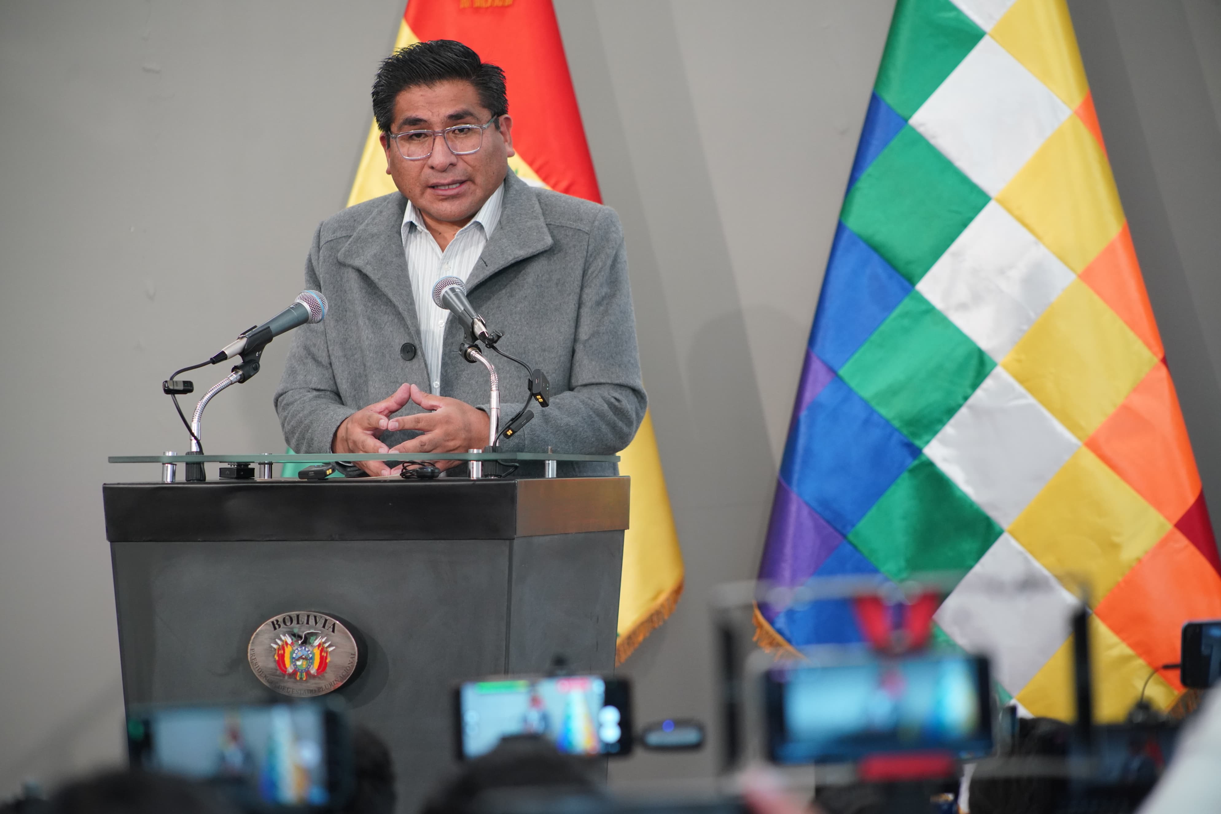 Aprueban decreto para fortalecer controles al tránsito ilegal de alimentos hacia zonas fronterizas