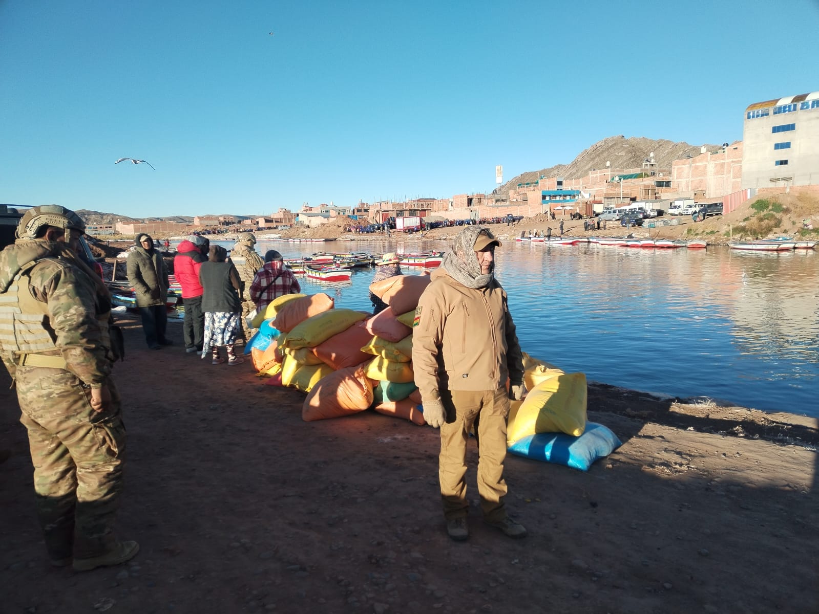 Comisan quinua y socializan norma contra el contrabando a la inversa en Desaguadero