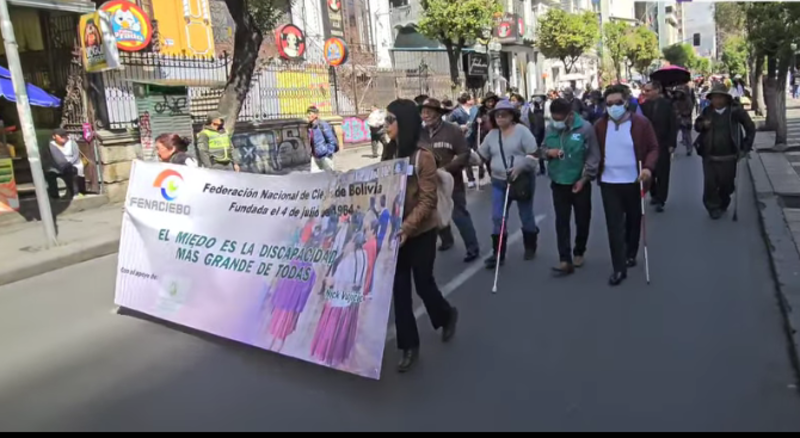 Con una marcha reivindicativa conmemoran el Día Nacional de las Personas con Discapacidad