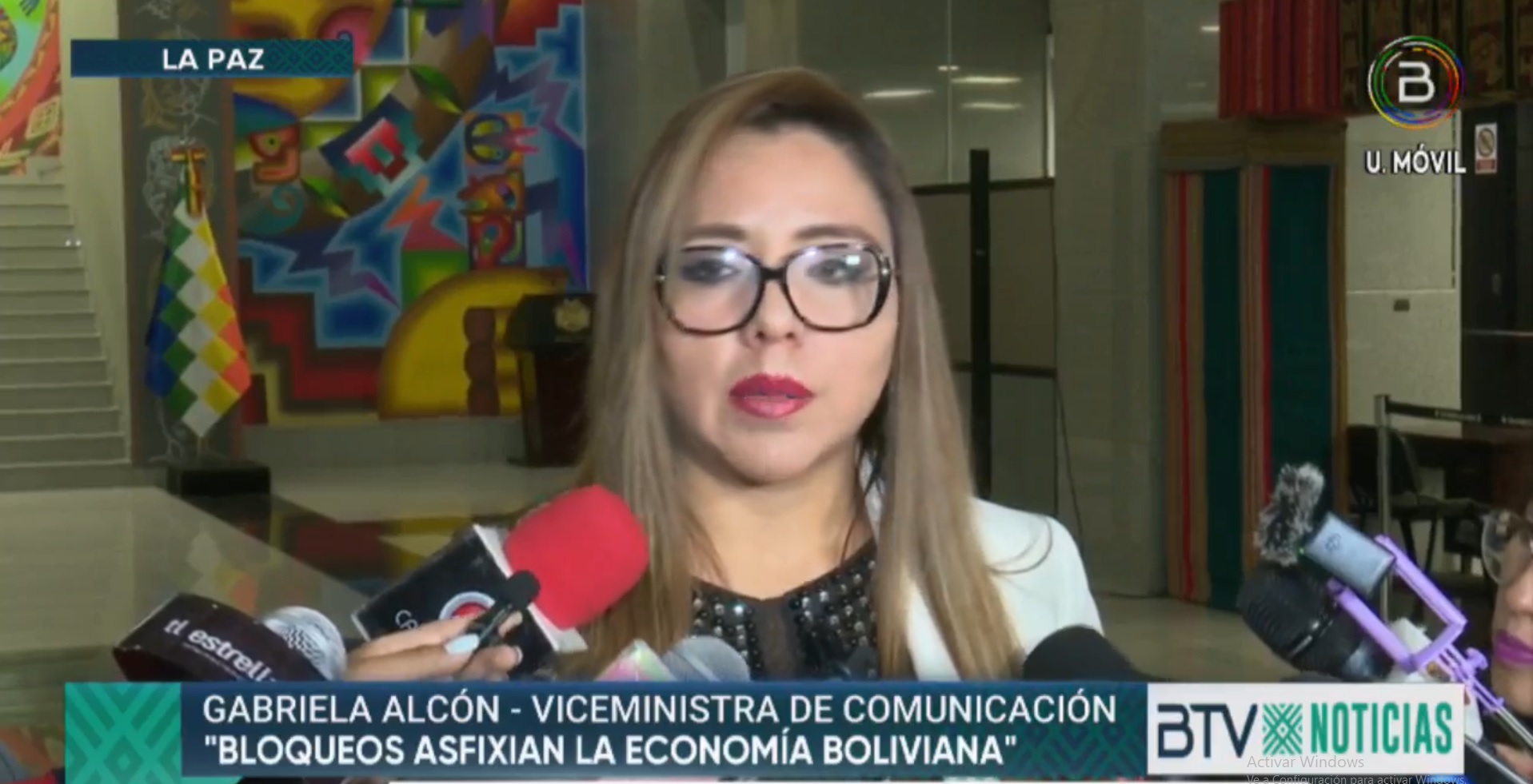 Viceministra Alcón denuncia que bloqueo evista busca muertos