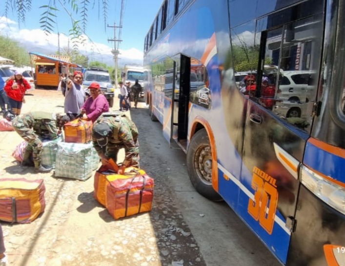 La detección de cocaína en un bus dio lugar a la incautación de más de 105 kilos droga en Tarija