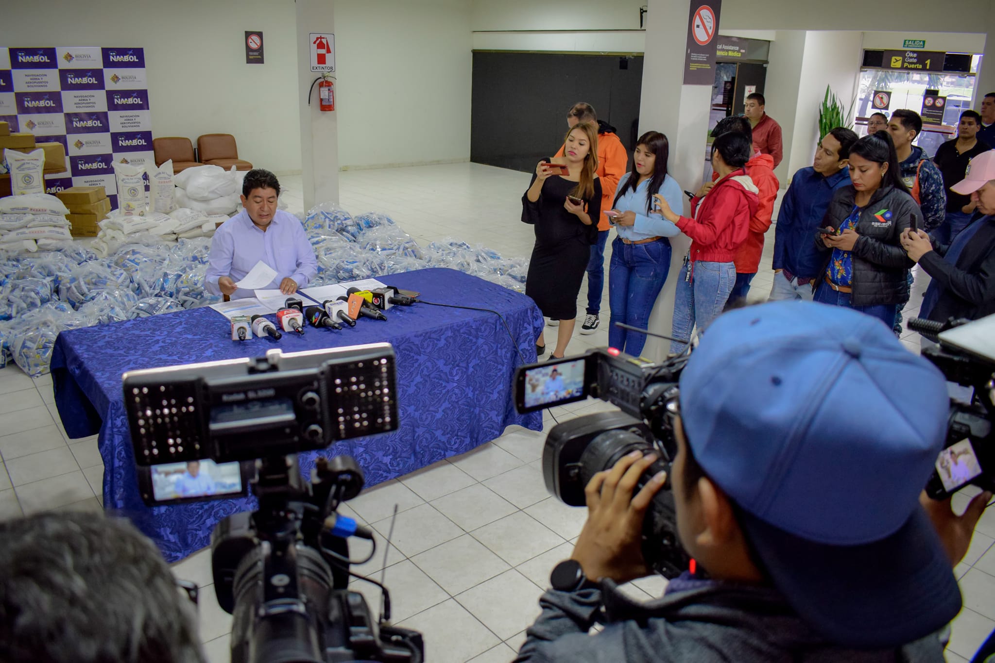 Envían otras 5 toneladas de ayuda humanitaria y médicos para afectados por bloqueo evista 