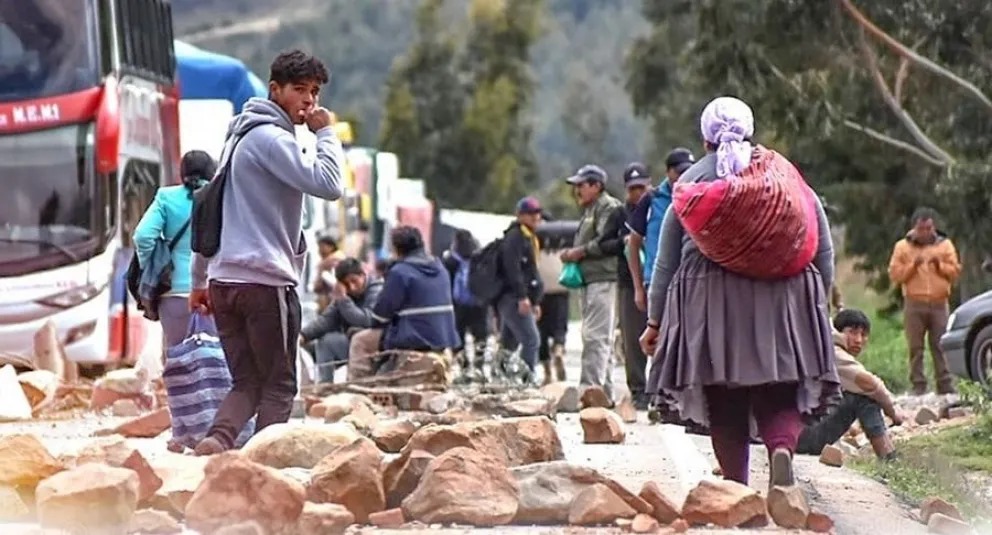 Relatora de la ONU hace seguimiento a situación en Bolivia y pide establecer corredores humanitarios 