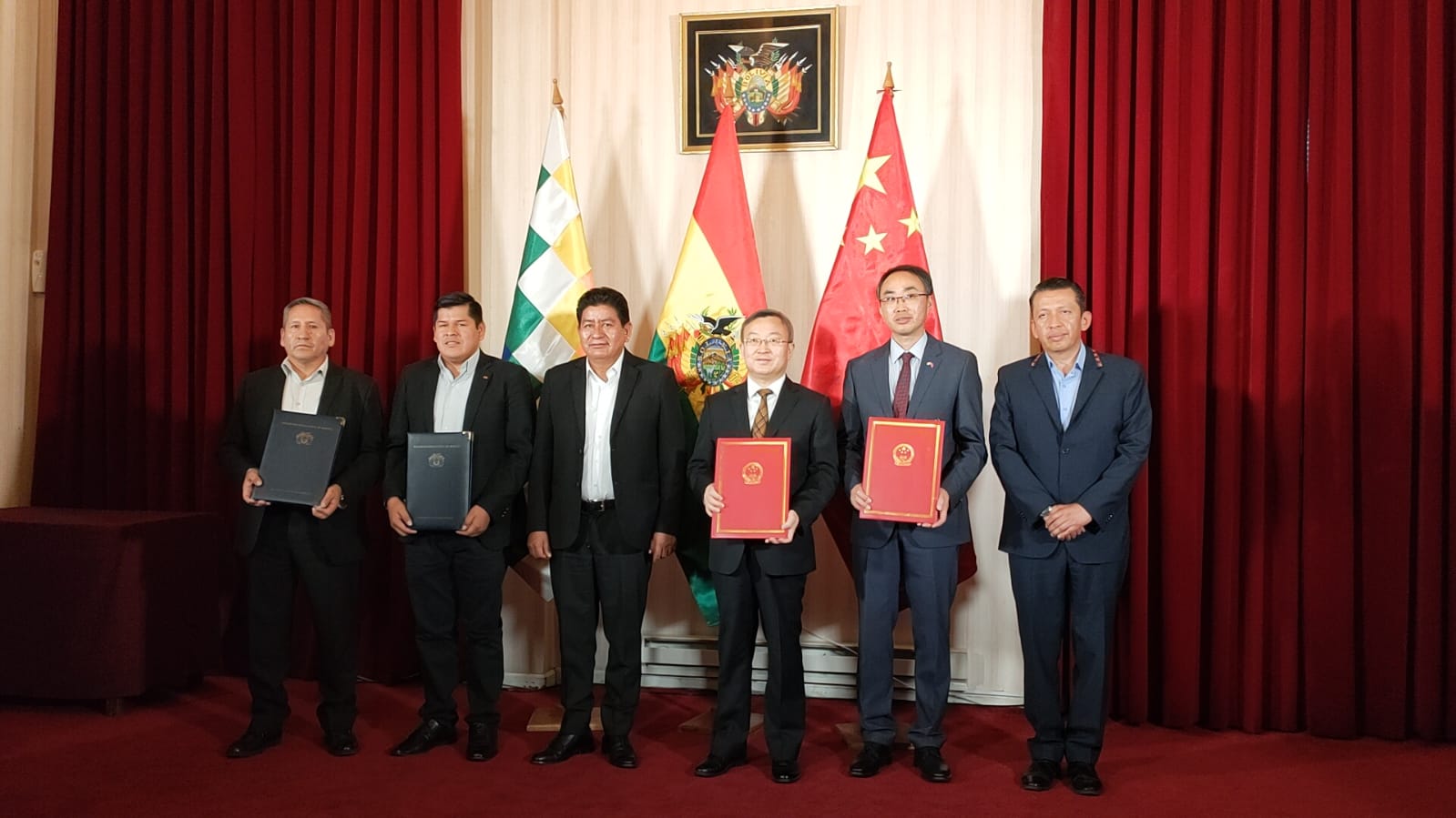 China dona a Bolivia $us 14.5 millones en equipos para controles fronterizos 