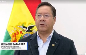 Arce compromete justicia para los policías y periodistas agredidos en el bloqueo evista