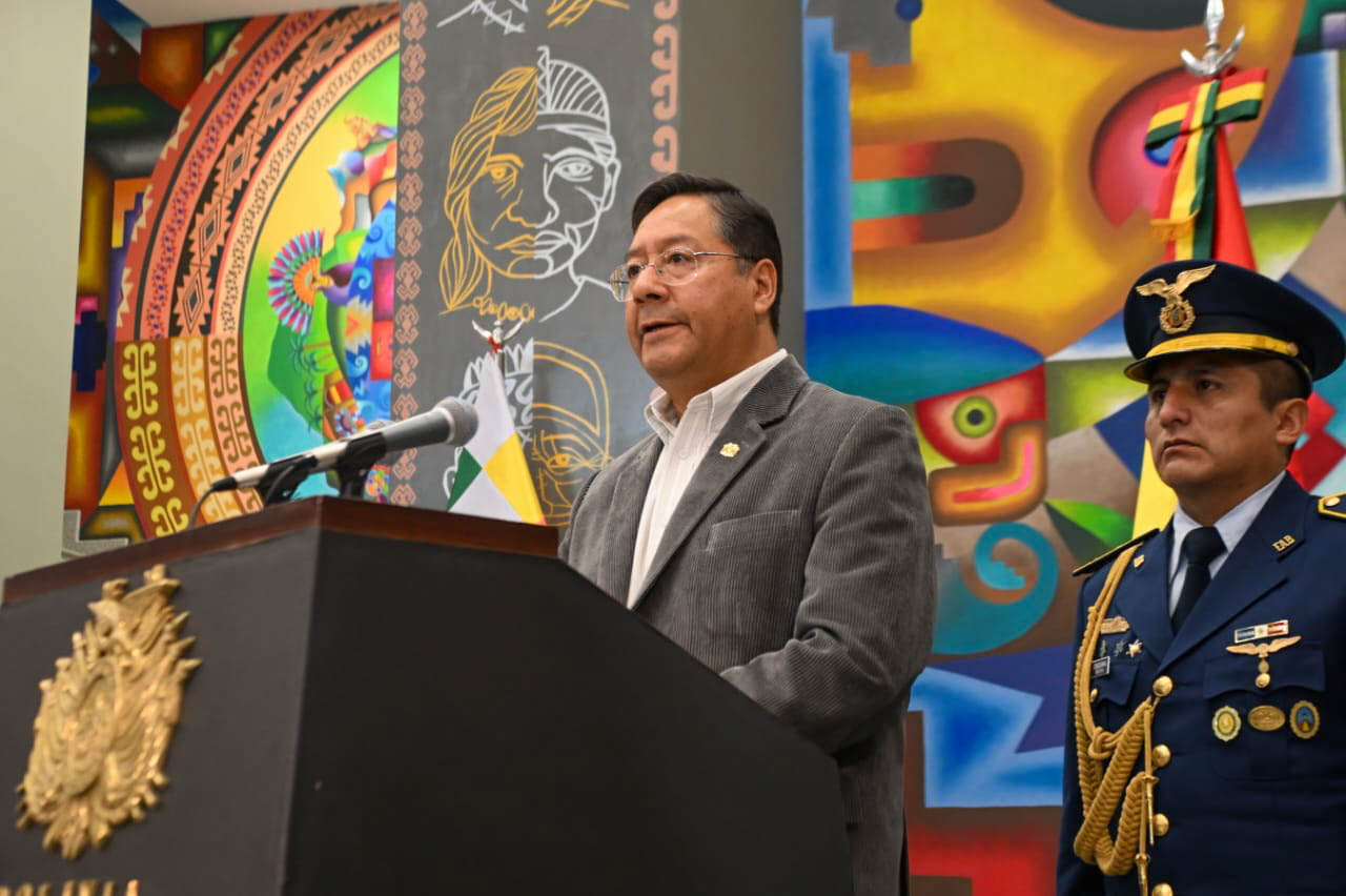 Arce dice que la respuesta del Gobierno es más trabajo y gestión ante intentos de convulsión por ambiciones electorales 