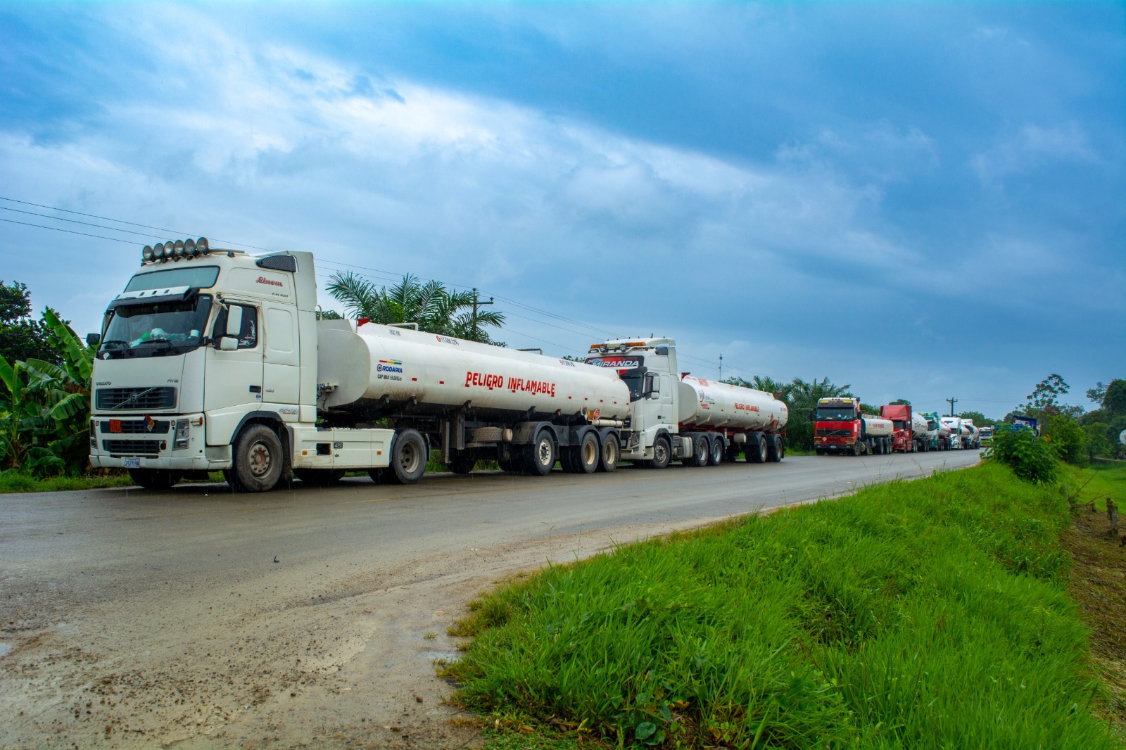 Al menos 50 empresas avanzan en el trámite de autorización para importación directa de combustible