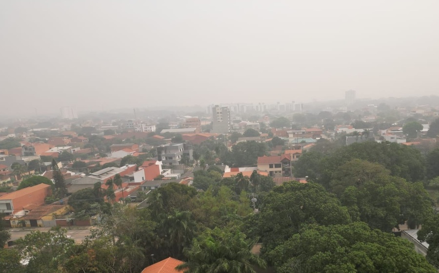 Declaran horario continuo laboral en Beni, Pando y Santa Cruz por la humareda