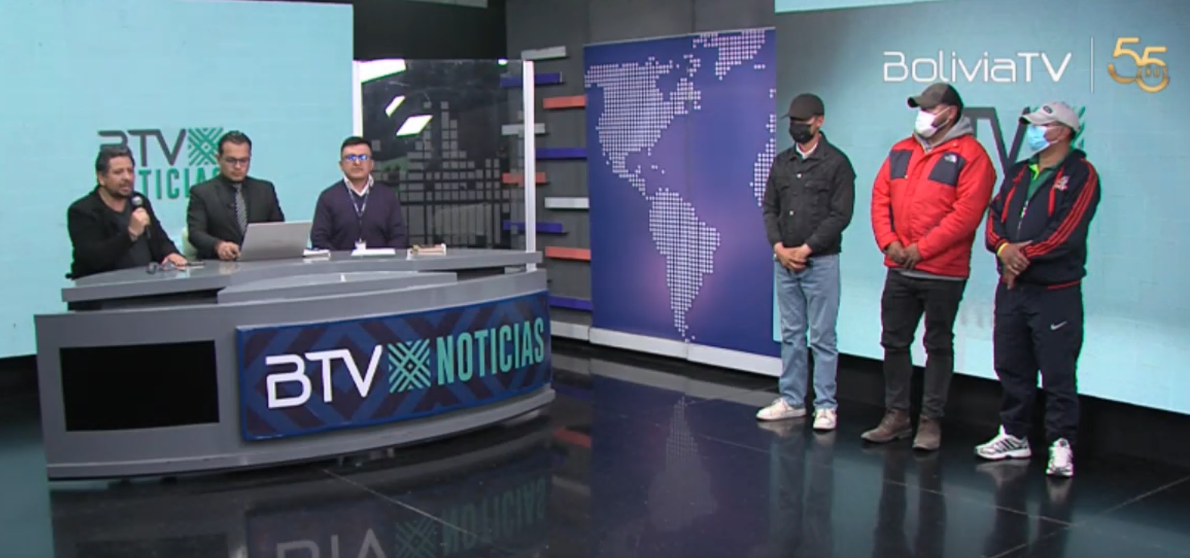 Seguidores de Morales retuvieron y hablaron de linchamiento a equipo de prensa de Bolivia Tv