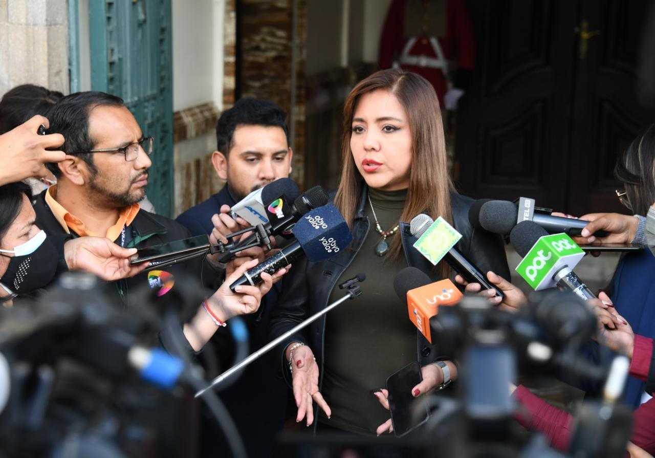 Instan a Evo que deje de buscar enfrentamientos y que asista al diálogo con el Gobierno