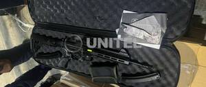 Secuestran en aeropuerto cruceño más de 160 armas de grueso calibre provenientes de Turquía