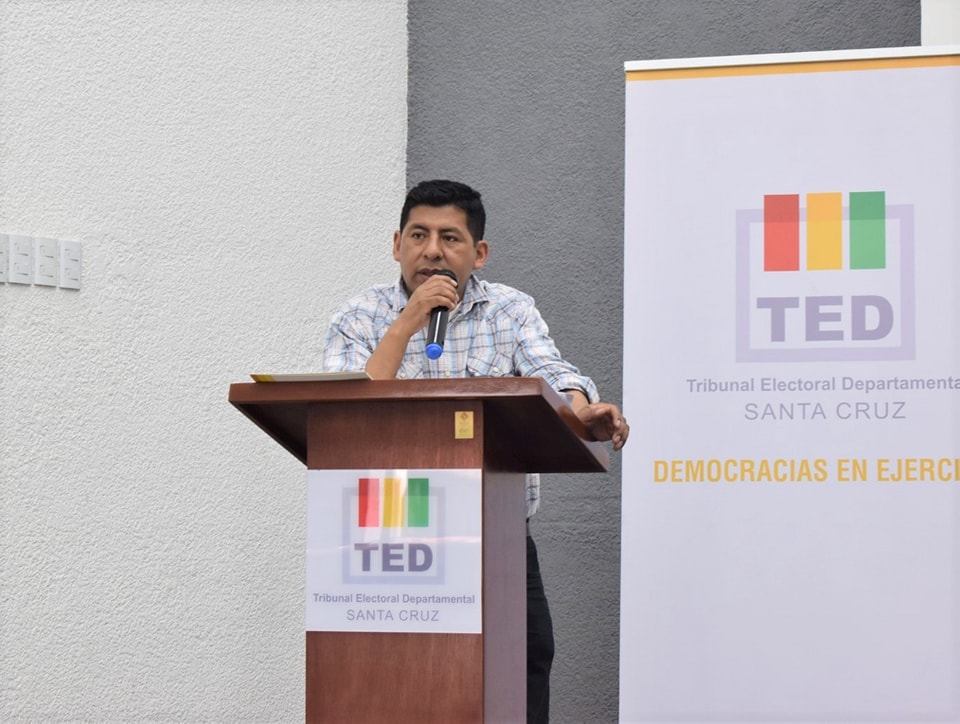 TSE rechaza presiones y recuerda a “evistas” que está en manos del TCP situación del fallido congreso de Lauca Ñ