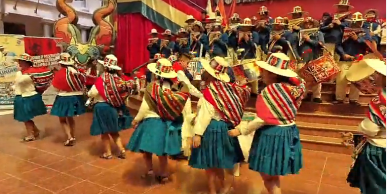 Festival de la Sikureada reunirá a más de 8.000 músicos y danzantes el sábado en Oruro 
