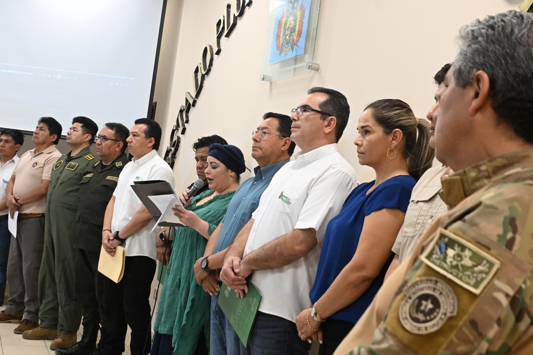 Instan a legisladores a deponer intereses políticos y a aprobar créditos para combatir incendios 