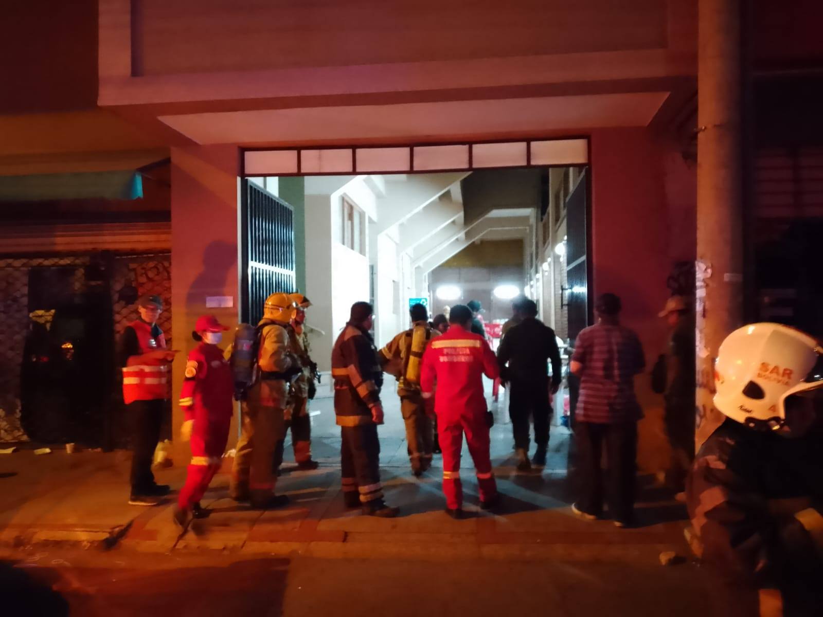 Presunta intoxicación afecta a alrededor de 30 estudiantes en Cochabamba