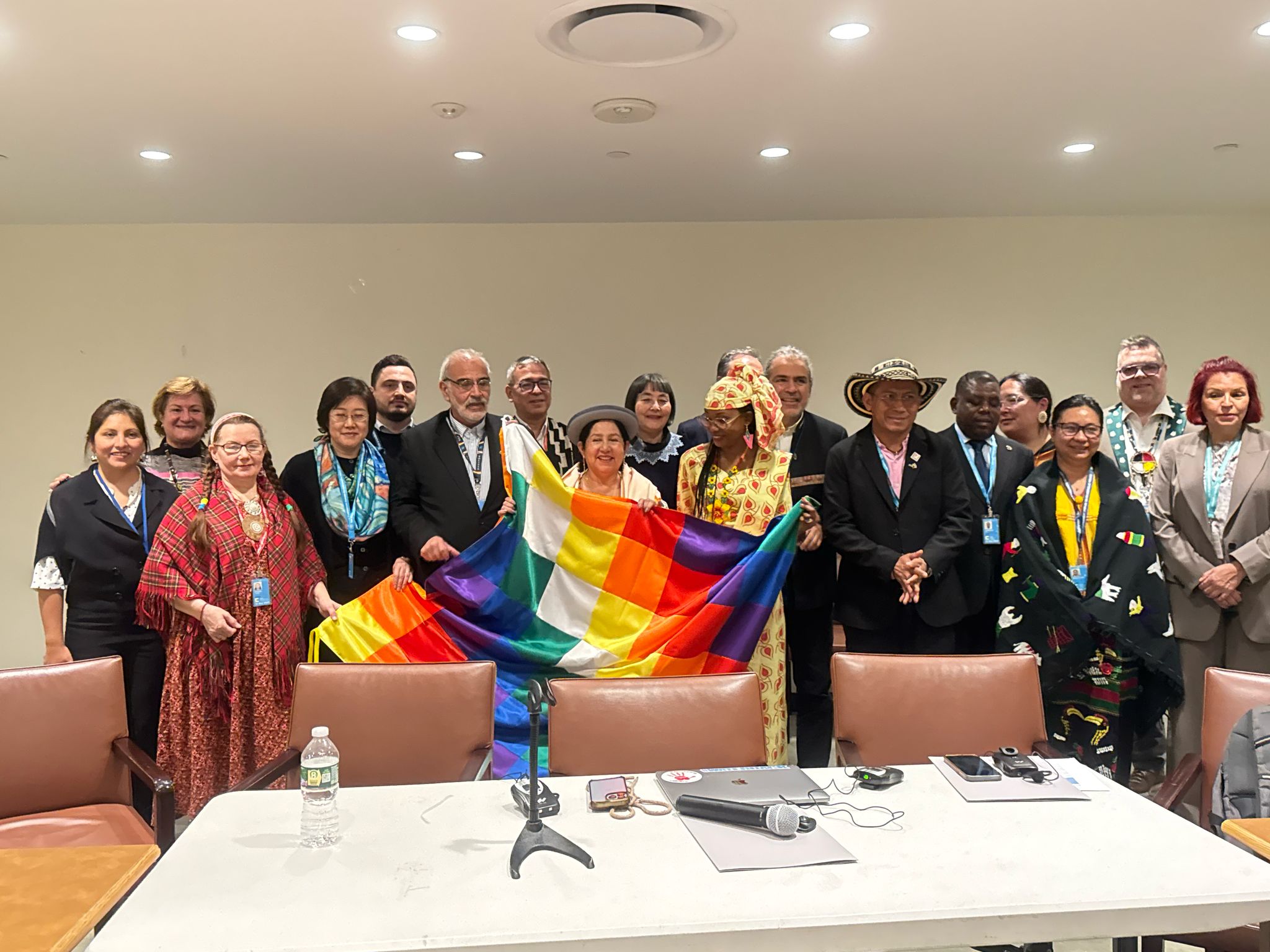 Bolivia aboga por la desclasificación de la coca en el foro indígena de la ONU