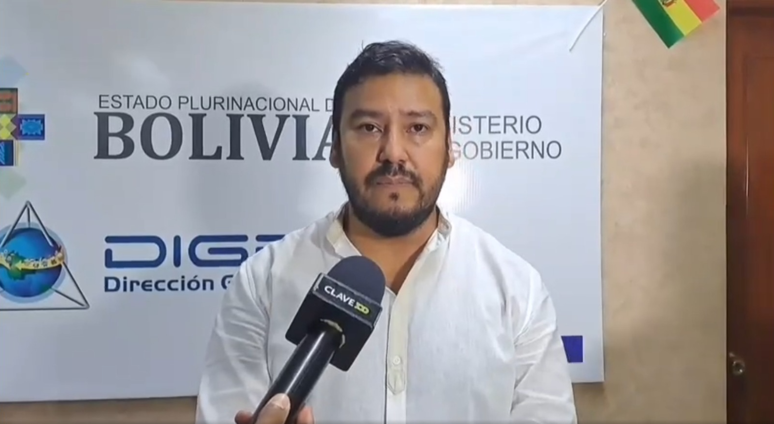 Director de Migración de Santa Cruz, Luis Felipe Oliva. Captura: Clave 300