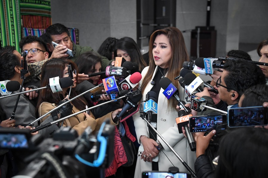 Alcón: Gobierno mantiene disposición al diálogo con los diferentes sectores