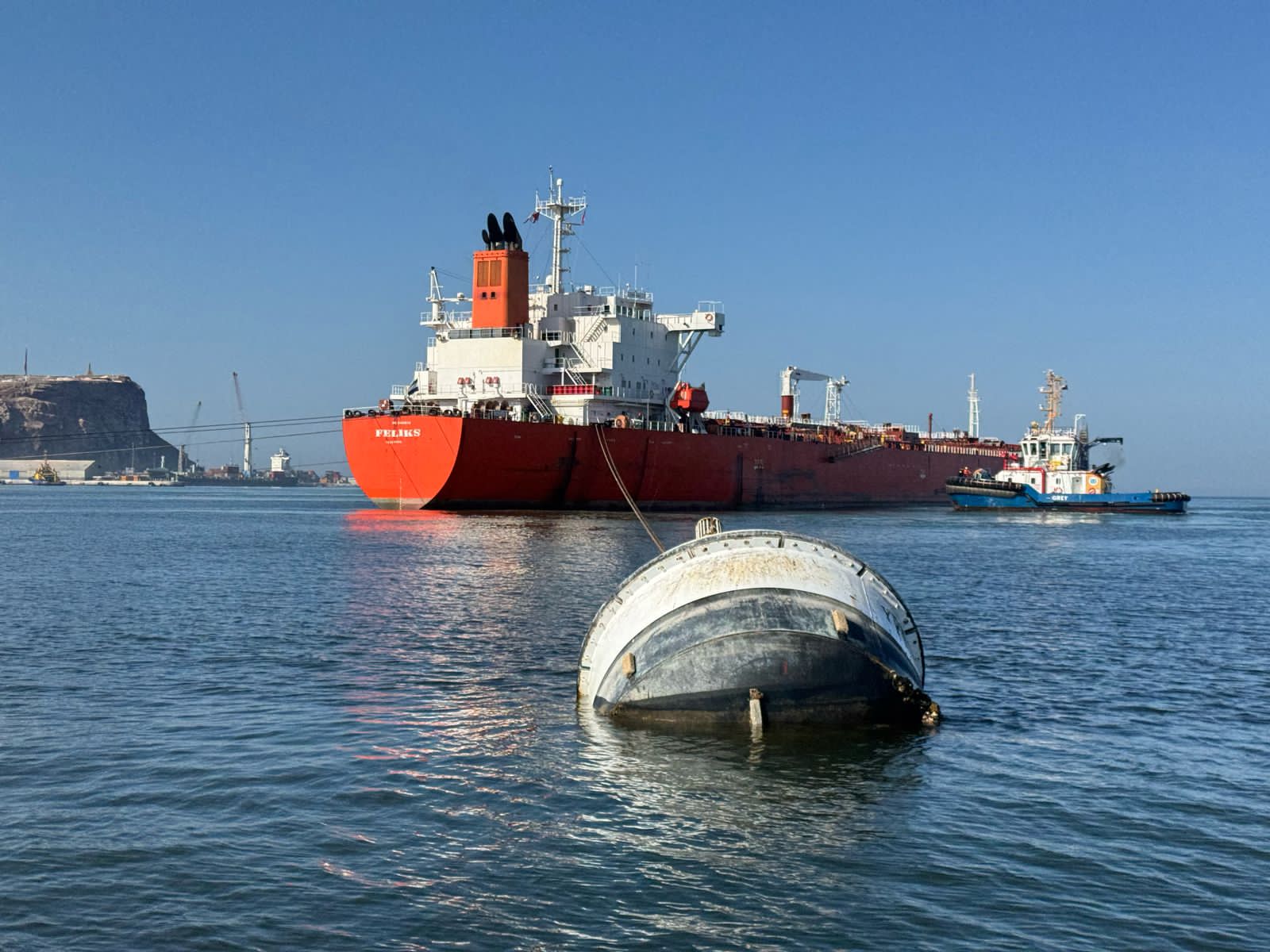 Cinco buques descargaron 723.273 barriles de gasolina y diésel en Arica con destino a Bolivia