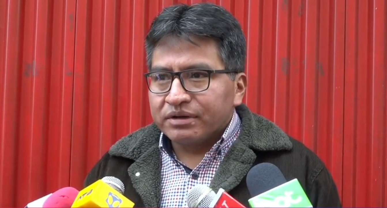 Director del programa estatal "Pro - Bolivia", Vidal Coria. Captura: Tele Estrella