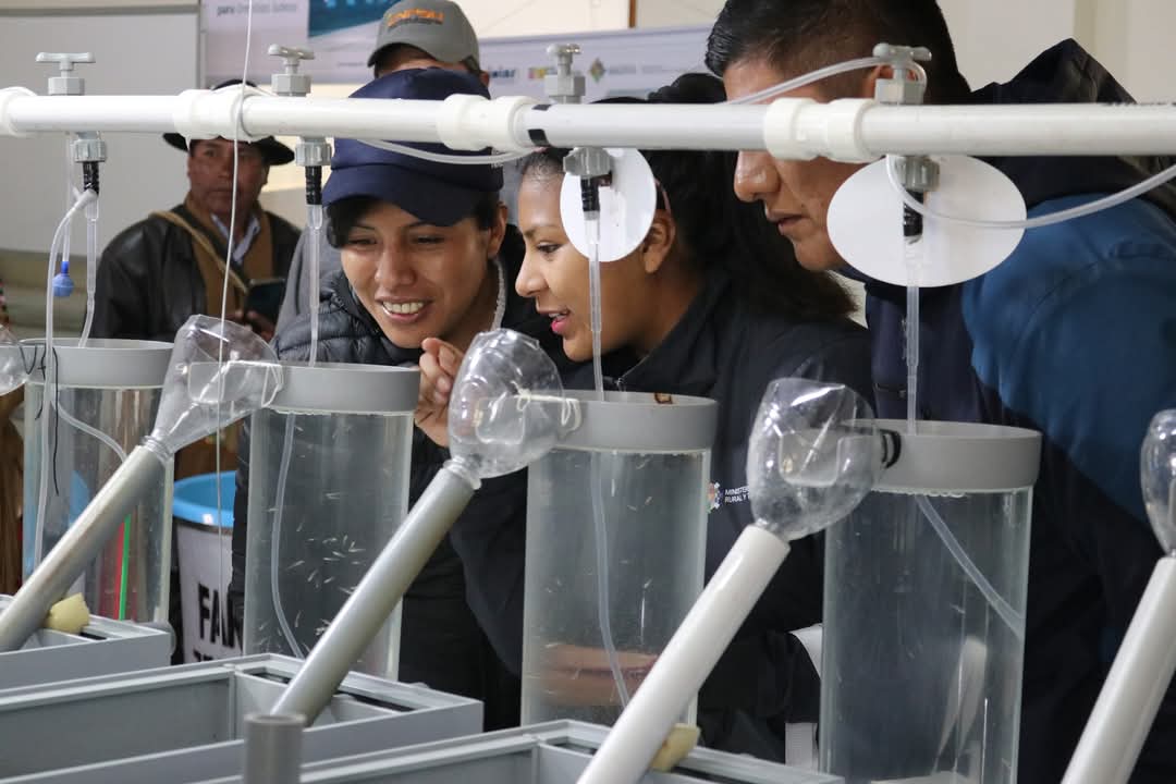 INIAF expone avances en reproducción de especies nativas como el carachi y el pejerrey