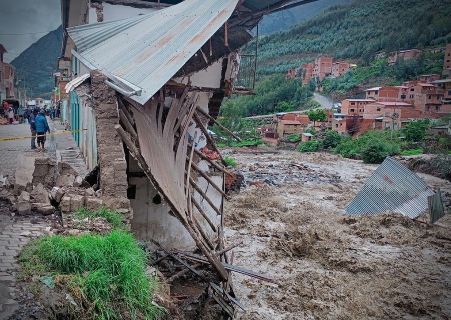 En Bolivia más de 859.700 familias en 277 municipios están afectadas por inundaciones y riadas
