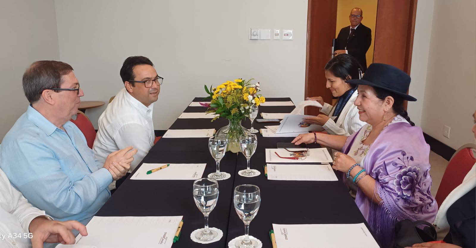 En el marco de los BRICS, Canciller Sosa coincide con Cuba y Belarús en fortalecer la cooperación e integración