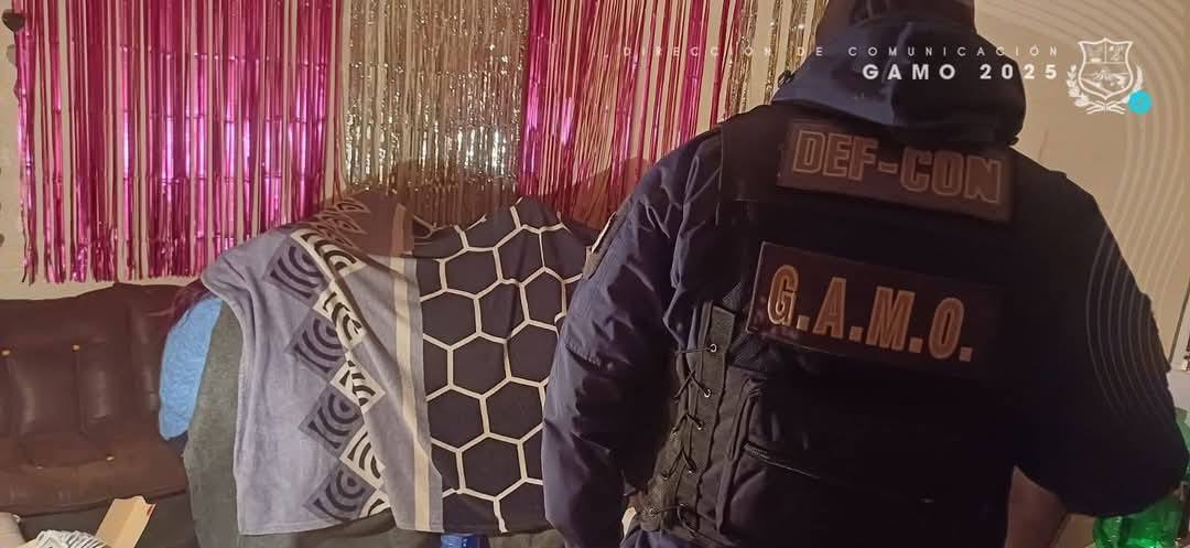 Clausuran casa de citas clandestina en Oruro