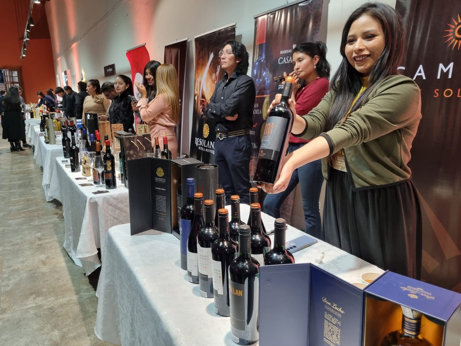 Bolivia muestra al mundo su potencial de vinos y singanis en ocasión del Bicentenario