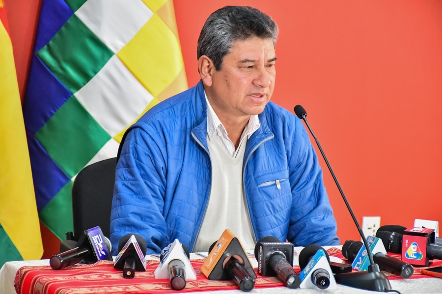 Carnet de vacunación identificará a niños que inmunizaron y aquellos que no, pero no restringe su ingreso a clases