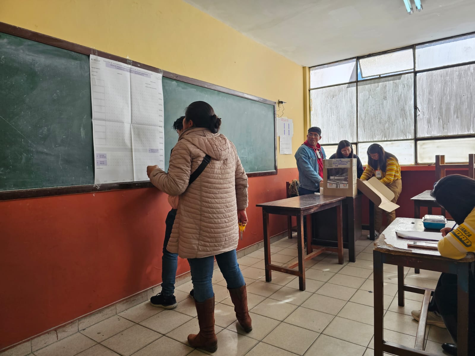 Comienza el conteo de votos. Foto: RRSS.
