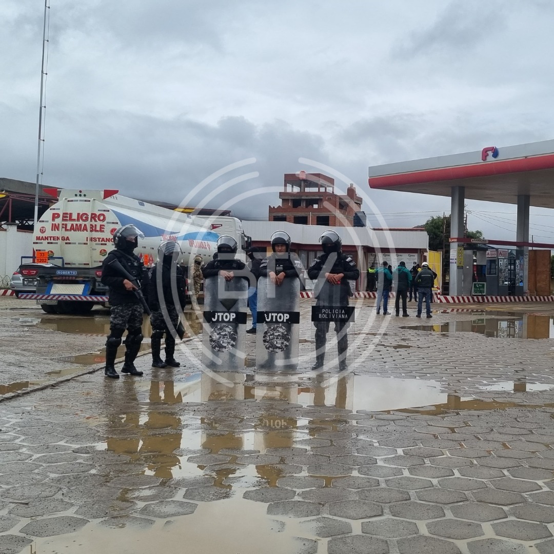 Intervienen y precintan estación de servicio en Challapata por presunto desvío de combustible 